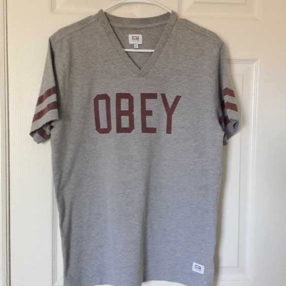 Obey Other - Obey t-shirt Med